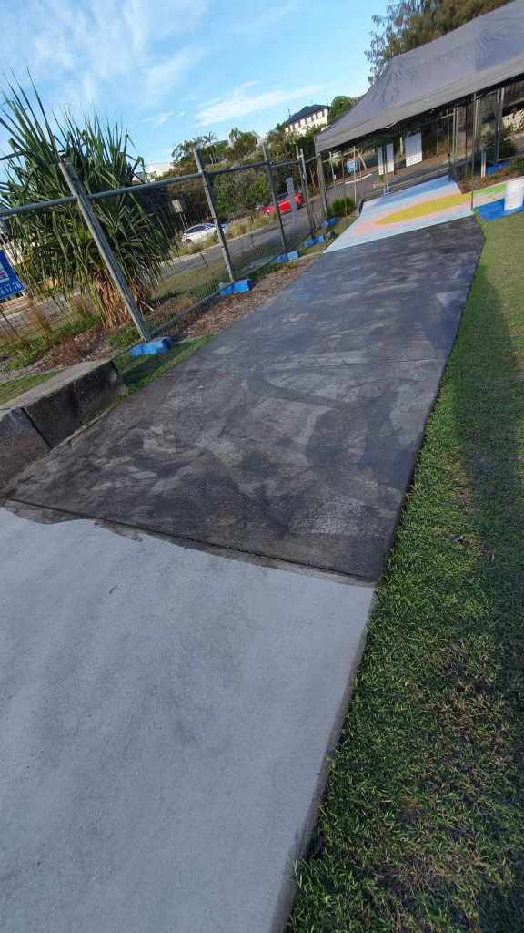 Rufous Street Public Art, ground mural, Peregian, Noosa, Sunshine Coast Queensland, This Bird, Tia Carrigan, ground parrot, birds